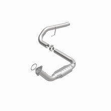 Cargar imagen en el visor de la galería, MagnaFlow Conv DF 03-06 Silverado SS Driver Side