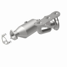 Cargar imagen en el visor de la galería, Magnaflow 12-16 Porsche 911 Carrera H6 3.4L OEM Grade Direct-Fit Catalytic Converter