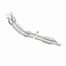 Cargar imagen en el visor de la galería, MagnaFlow Conv DF 06-08 VW Passat 3.6L