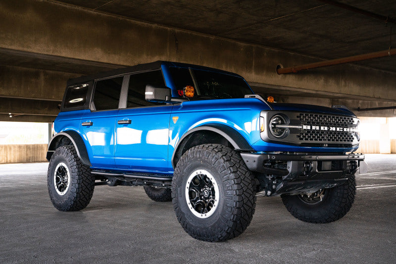 DV8 Offroad 21-22 Ford Bronco OE Plus Series Pasos laterales