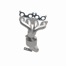 Cargar imagen en el visor de la galería, MagnaFlow Conv DF 05-11 Volvo XC90 4.4L Front