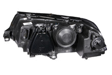 Cargar imagen en el visor de la galería, ANZO 2001-2005 Volkswagen Passat Projector Headlights w/ Halo Black