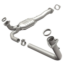 Cargar imagen en el visor de la galería, MagnaFlow Conv DF GM 1500/2500/3500 Truck 96-
