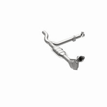 Cargar imagen en el visor de la galería, MagnaFlow Conv DF 99-00 Ford F-150 4.6L