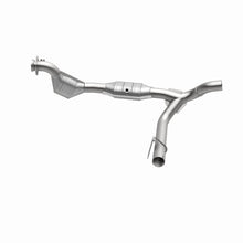 Cargar imagen en el visor de la galería, MagnaFlow Conv DF 01 Ford Trucks 4.6L