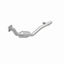 Cargar imagen en el visor de la galería, MagnaFlow Conv DF 04-05 Ram 1500 DS OEM