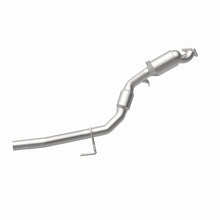 Cargar imagen en el visor de la galería, Magnaflow Conv DF 11-15 Volkswagen Touareg V6 3.6 OEM Underbody