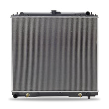 Cargar imagen en el visor de la galería, Mishimoto Nissan Frontier Replacement Radiator 2005-2015