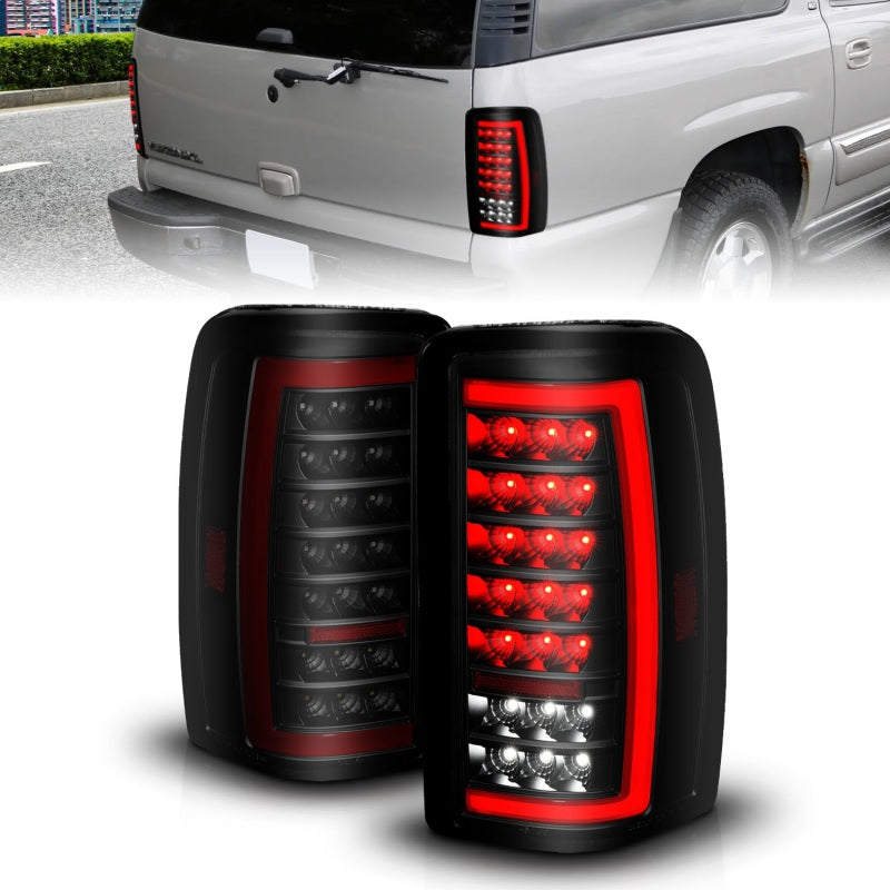 ANZO 00-06 Chevrolet Tahoe / GMC Yukon Luces traseras LED completas con barra de luces carcasa negra/lente ahumada
