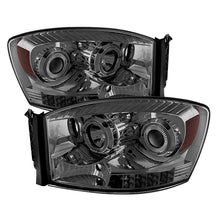Cargar imagen en el visor de la galería, Xtune Dodge Ram 1500 06-08 / Ram 2500/3500 06-09 Halo Projector Headlights Smoked PRO-JH-DR06-LED-SM