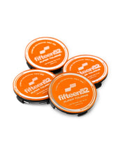 Cargar imagen en el visor de la galería, Fifteen52 Super Touring (Chicane/Podium) Juego de cuatro tapas centrales - Naranja/Cromo