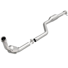 Cargar imagen en el visor de la galería, MagnaFlow Conv DF 99-02 Mercedes SL500 5.0L