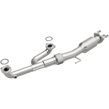 Cargar imagen en el visor de la galería, MagnaFlow Conv Direct Fit 16-17 Honda Odyssey 3.5L V6 Underbody