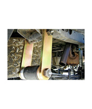 Cargar imagen en el visor de la galería, 1979-1988 Toyota Pickup/4Runner Rear Spring Shackles 6.0 Inch Straight All Pro Off Road