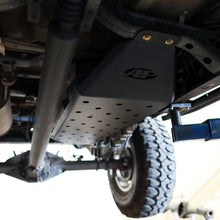 Cargar imagen en el visor de la galería, 05-15 Tacoma Gas Tank Skid Plate Powder Coated All Pro Off Road