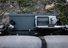 Cargar imagen en el visor de la galería, 05-Present Toyota Tacoma Overland Tailgate Table - Smooth Surface All Pro Off Road