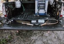 Cargar imagen en el visor de la galería, 05-Present Toyota Tacoma Overland Tailgate Table - Smooth Surface All Pro Off Road