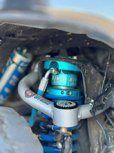 Cargar imagen en el visor de la galería, Front Upper Control Arms for 2-4 Inch Lift Uni-Ball 05-23 Tacoma Freedom Off-Road