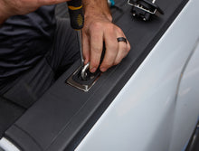 Cargar imagen en el visor de la galería, GCDX_4005-IMG_011_P01_ANG_A.jpg