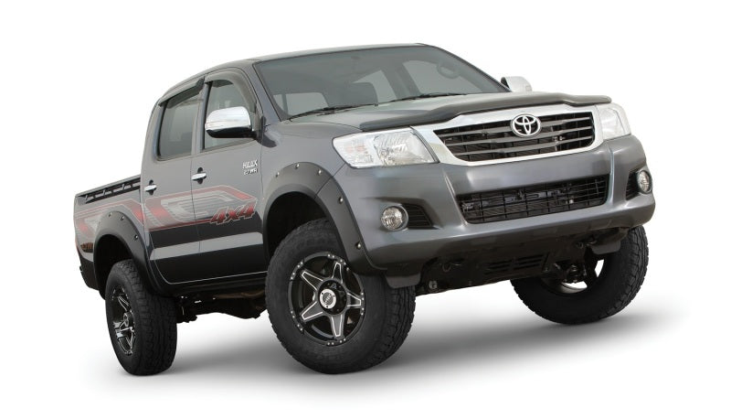 Husky_Liners_2803929_11-13_Toyota_Hilux_Pocket_Style_Fender_Flares_3