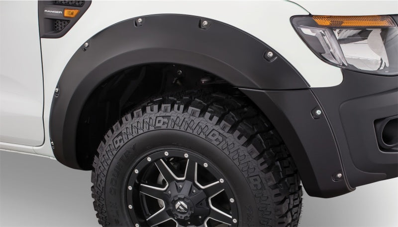Husky_Liners_Pocket_Style_Fender_Flares_2802934_11-18_Ford_Ranger_T6_3
