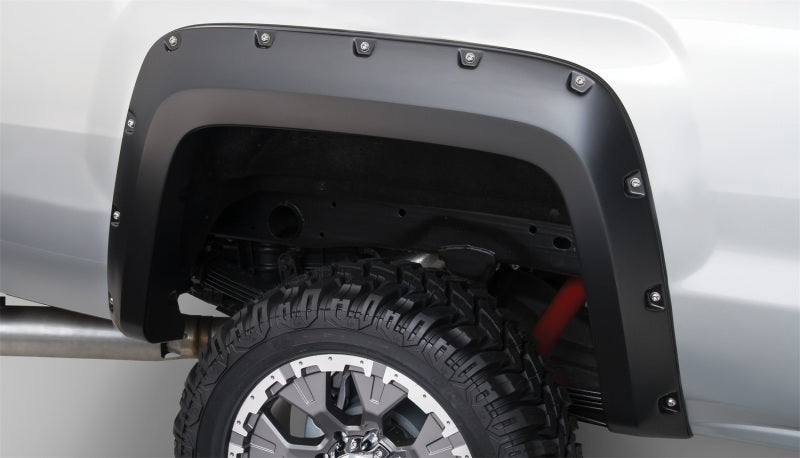 Husky_Liners_Pocket_Style_Fender_Flares_2804967_15-19_GMC_Sierra_2500HD_2