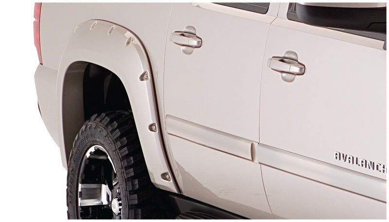 Husky_Pocket_Style_Fender_Flares_2804932_07-13_Chevy_Avalanche_2