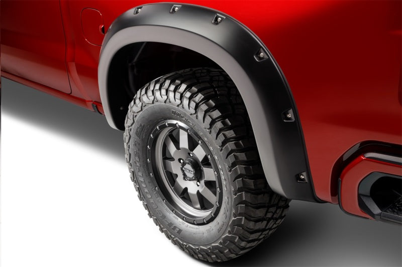 Husky_Pocket_Style_Fender_Flares_2804992_19-26_Chevy_Silverado_1500_3
