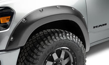 Cargar imagen en el visor de la galería, Husky_Pocket_Style_Fender_Flares_2805924_19-24_Ram_1500_2