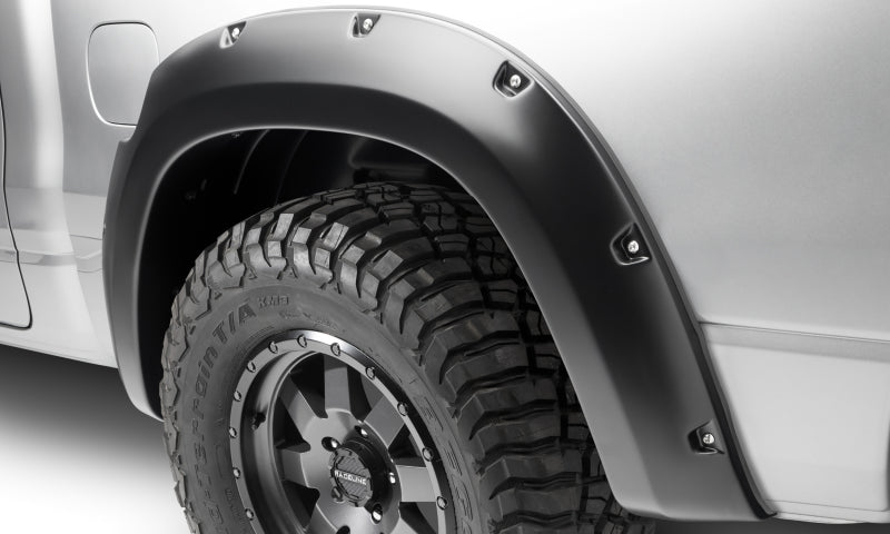 Husky_Pocket_Style_Fender_Flares_2805924_19-24_Ram_1500_3