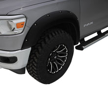 Cargar imagen en el visor de la galería, Husky_Pocket_Style_Fender_Flares_2805924_19-24_Ram_1500_5