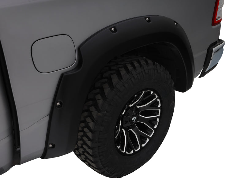 Husky_Pocket_Style_Fender_Flares_2805924_19-24_Ram_1500_6