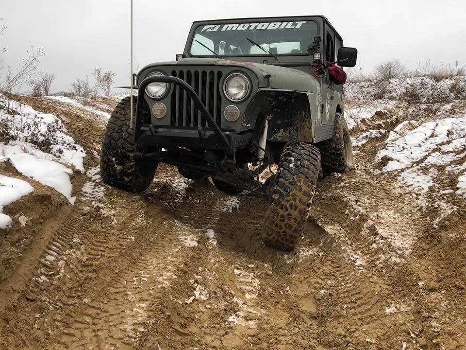 Jeep CJ Front Stubby Bumper W/Stinger Bare Steel Motobilt