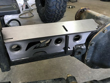 Cargar imagen en el visor de la galería, Jeep JK Rubicon Dana 44 Front Axle Truss Motobilt