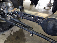 Cargar imagen en el visor de la galería, Jeep JK Rubicon Dana 44 Front Axle Truss Motobilt