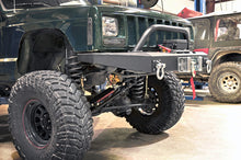 Cargar imagen en el visor de la galería, Rough_Country_Bumper_Light_Bar_Mount_1056_Jeep_Cherokee_XJ