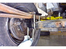 Cargar imagen en el visor de la galería, Samurai Extended Length U Bolt Kit 86-95 Suzuki Samurai Front 2.0 Inch Low Range Off Road