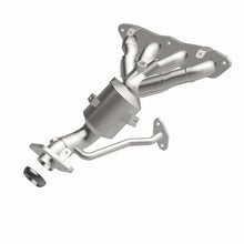 Cargar imagen en el visor de la galería, MagnaFlow OEM Grade 12-17 Toyota Prius C Federal / EPA Compliant Manifold Catalytic Converter