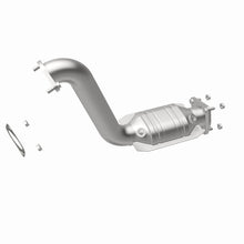 Cargar imagen en el visor de la galería, MagnaFlow Conv Direct Fit 02-04 Ford Focus L4-2.0L