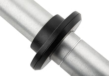 Cargar imagen en el visor de la galería, Fox 19-Up GM 1500 Performance Series 2.0 Cuerpo liso delantero Elevación de 0-2 pulgadas - Anillo elástico en espiral