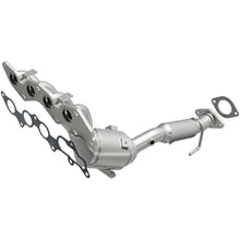Cargar imagen en el visor de la galería, MagnaFlow 14-15 Ford Transit Connect OEM Grade Federal/EPA Compliant Manifold Catalytic Converter