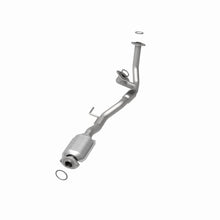Cargar imagen en el visor de la galería, MagnaFlow Conv DF 97-98 Toyota Avalon Camry 3