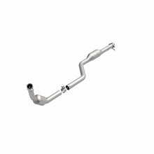 Cargar imagen en el visor de la galería, MagnaFlow Conv DF 99-02 Mercedes SL500 5.0L