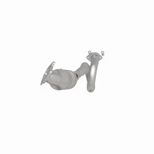 Cargar imagen en el visor de la galería, MagnaFlow Conv Direct Fit OEM 12-17 Jeep Wrangler 3.6L Underbody