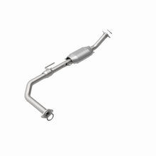 Cargar imagen en el visor de la galería, MagnaFlow Conv DF 00-8/04 Toyota Tundra 4.7L D/S Front