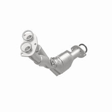 Cargar imagen en el visor de la galería, MagnaFlow Conv DF 01-04 Tacoma 2.7L front 49S