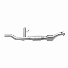Cargar imagen en el visor de la galería, MagnaFlow Conv DF F150/F250 97-98 4.6L PS 4wd