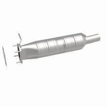 Cargar imagen en el visor de la galería, MagnaFlow Conv DF 05-07 Ford F-Series Rear