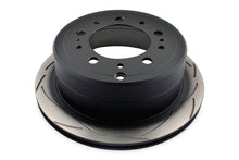 Cargar imagen en el visor de la galería, DBA 98-06 Toyota 100 Landcruiser 4x4 Survival T2 Rotor de freno trasero ranurado
