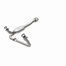Cargar imagen en el visor de la galería, MagnaFlow Conv DF GM 1500/2500/3500 Truck 96-